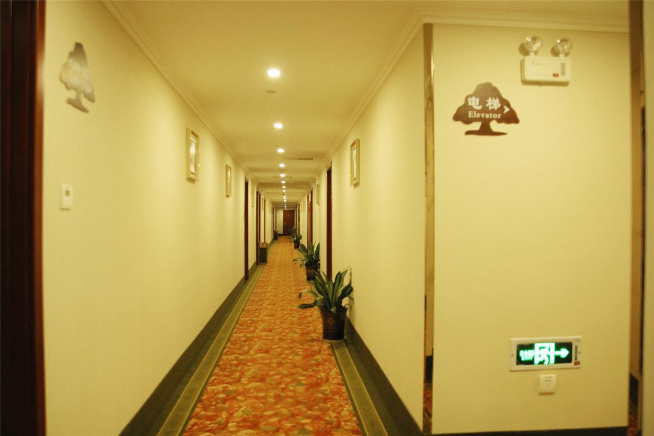 Greentree Inn Hotel Jianhe Subway Station North Palace Taiyuan Екстер'єр фото